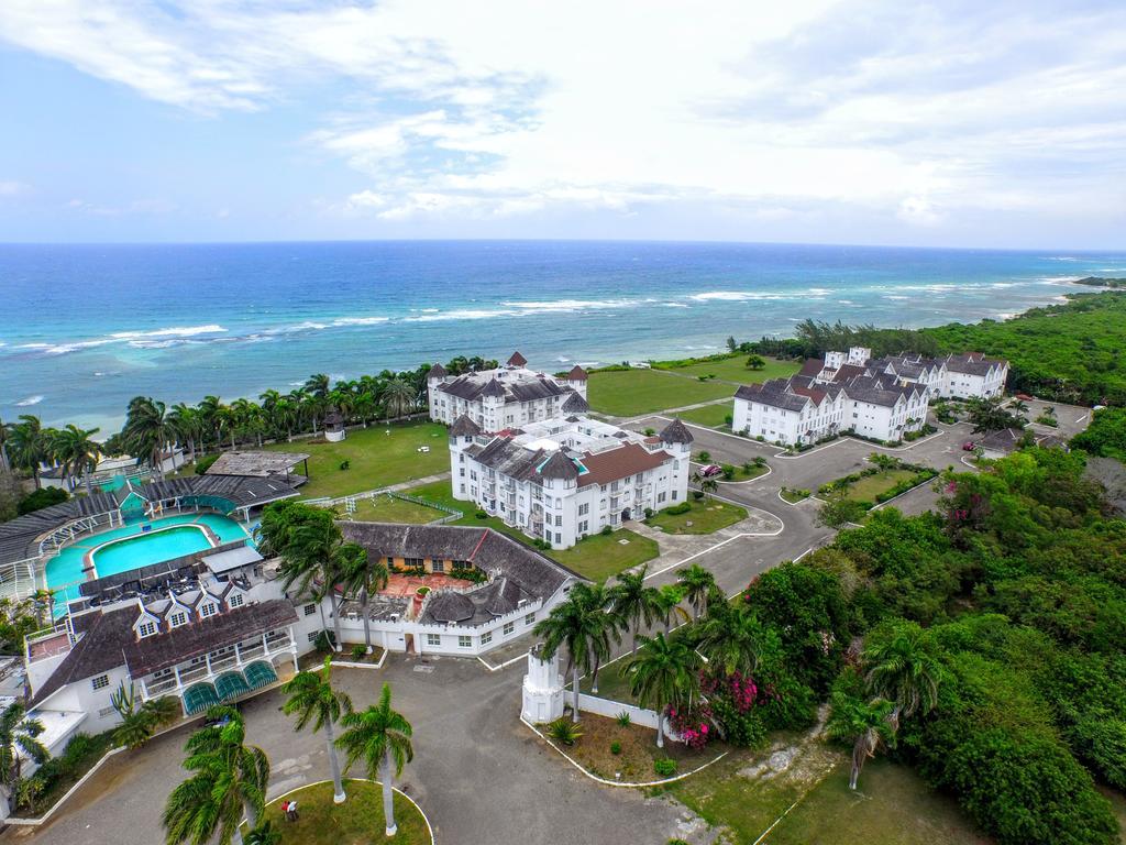 Seacastles By The Beach/Pool Montego Bay Eksteriør billede